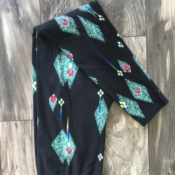 LulaRoe leggings. Tall and curvy - Picture 1 of 1